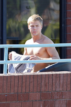 Derek Hough : derek-hough-1316482769.jpg