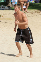 Derek Hough : derek-hough-1334877191.jpg