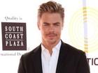 Derek Hough : derek-hough-1350529133.jpg