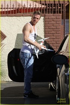 Derek Hough : derek-hough-1415733790.jpg