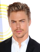 Derek Hough : derek-hough-1458793792.jpg