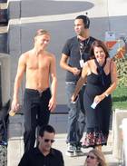 Derek Hough : derekhough_1306848000.jpg