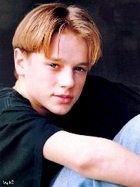 Devon Sawa : DEVTOP.JPG