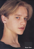 Devon Sawa : hc-dev10.jpg