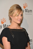 Dianna Agron : dianna-agron-1382637731.jpg