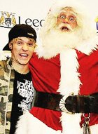 Dougie Poynter : dougie_poynter_1301643083.jpg