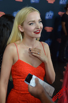 Dove Cameron : dove-cameron-1478799484.jpg