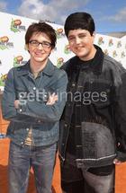 Drake Bell : TI4U_u1150836261.jpg