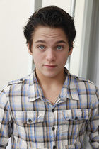 Dylan Sprayberry : dylan-sprayberry-1411777597.jpg