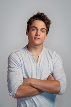 Dylan Sprayberry : dylan-sprayberry-1474326177.jpg