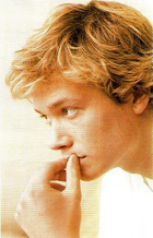 Edward Speleers : edward_speleers_1196624616.jpg