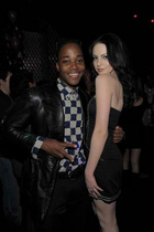 Elizabeth Gillies : elizabeth-gillies-1335418954.jpg