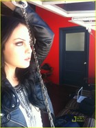 Elizabeth Gillies : elizabethgillies_1289925306.jpg