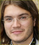 Emile Hirsch : emile_hirsch_1272045271.jpg