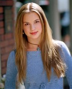 Emily VanCamp : emilyvancamp_1286683532.jpg