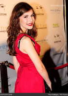 Erin Sanders : erinsanders_1265499810.jpg