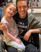 Ethan Cutkosky : ethan-cutkosky-1696357924.jpg