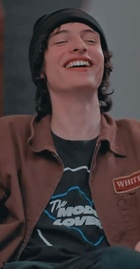 Finn Wolfhard : finn-wolfhard-1600119948.jpg