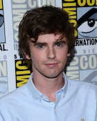 Freddie Highmore : freddie-highmore-1490733705.jpg