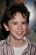 Freddie Highmore : freddie_highmore_1173027377.jpg