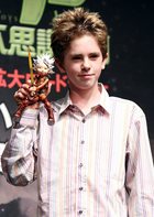 Freddie Highmore : freddie_highmore_1189530469.jpg