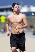 Garrett Clayton : garrett-clayton-1368672245.jpg