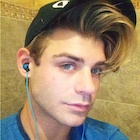 Garrett Clayton : garrett-clayton-1491284162.jpg