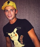 Garrett Clayton : garrett-clayton-1506151081.jpg