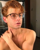 Garrett Clayton : garrett-clayton-1563244382.jpg