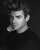 Garrett Clayton : garrett-clayton-1570859101.jpg