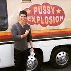 Gregg Sulkin : gregg-sulkin-1424529001.jpg