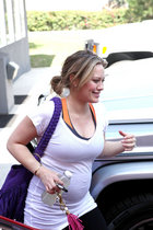 Hilary Duff : hilary-duff-1324222010.jpg