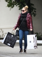 Hilary Duff : hilary-duff-1357066717.jpg