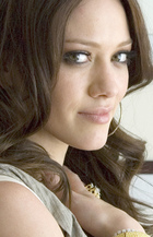 Hilary Duff : hilary-duff-1392566565.jpg