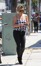 Hilary Duff : hilary-duff-1407341509.jpg