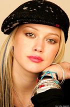 Hilary Duff : hillary_duff_1178476348.jpg