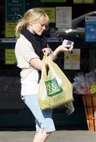 Hilary Duff : hillary_duff_1221045130.jpg