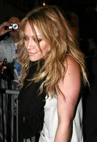 Hilary Duff : hillary_duff_1281201317.jpg