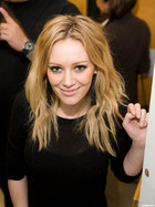 Hilary Duff : hillary_duff_1290054261.jpg