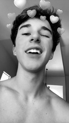 Hunter Rowland : hunter-rowland-1529551801.jpg