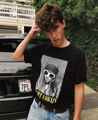 Hunter Rowland : hunter-rowland-1557361802.jpg