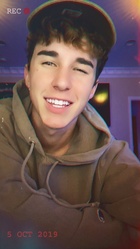 Hunter Rowland : hunter-rowland-1570444741.jpg