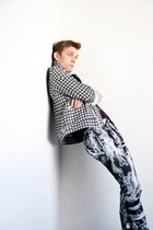 Jake Abel : jake-abel-1384195943.jpg