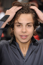 Jake T. Austin : jake-t-austin-1313684288.jpg