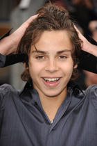 Jake T. Austin : jake-t-austin-1313684291.jpg