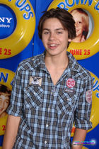 Jake T. Austin : jake_austin_1277751994.jpg