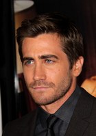 Jake Gyllenhaal : jake_gyllenhaal_1291053487.jpg