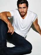 Jake Gyllenhaal : jake_gyllenhaal_1304656144.jpg