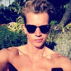 James McVey : james-mcvey-1413591830.jpg