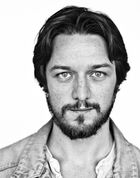 James McAvoy : james-mcavoy-1374605396.jpg